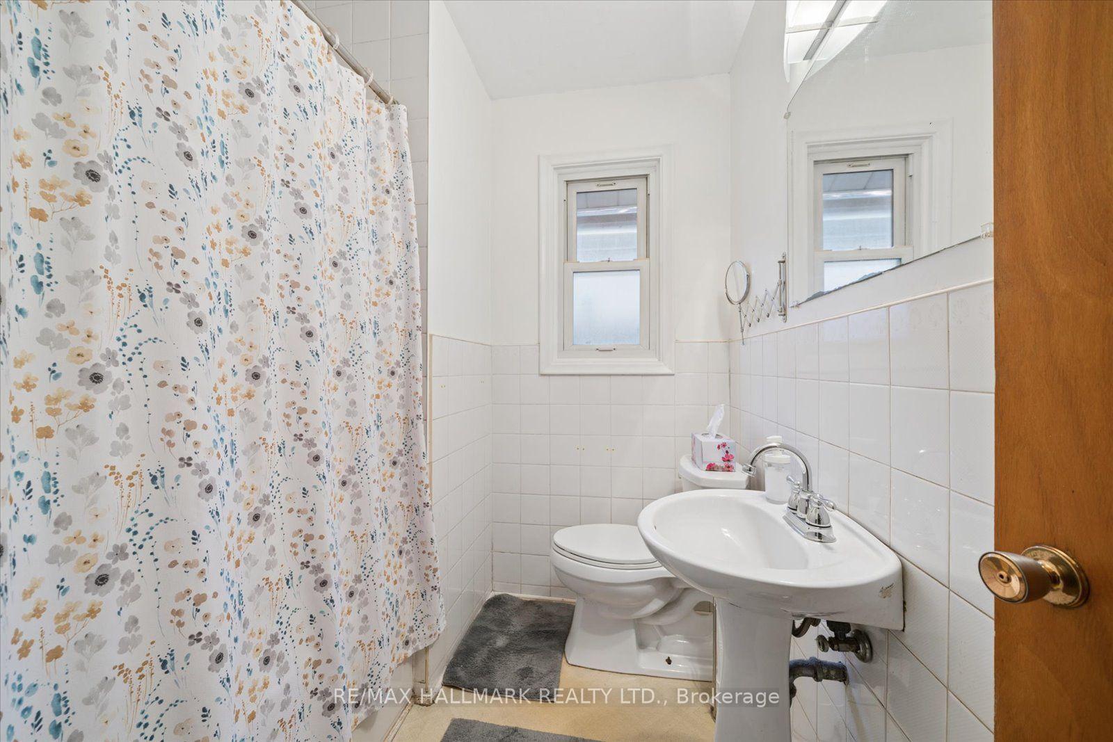 Photo 28 of 73 Deerfield Road, Scarborough, Bendale — HOMEH