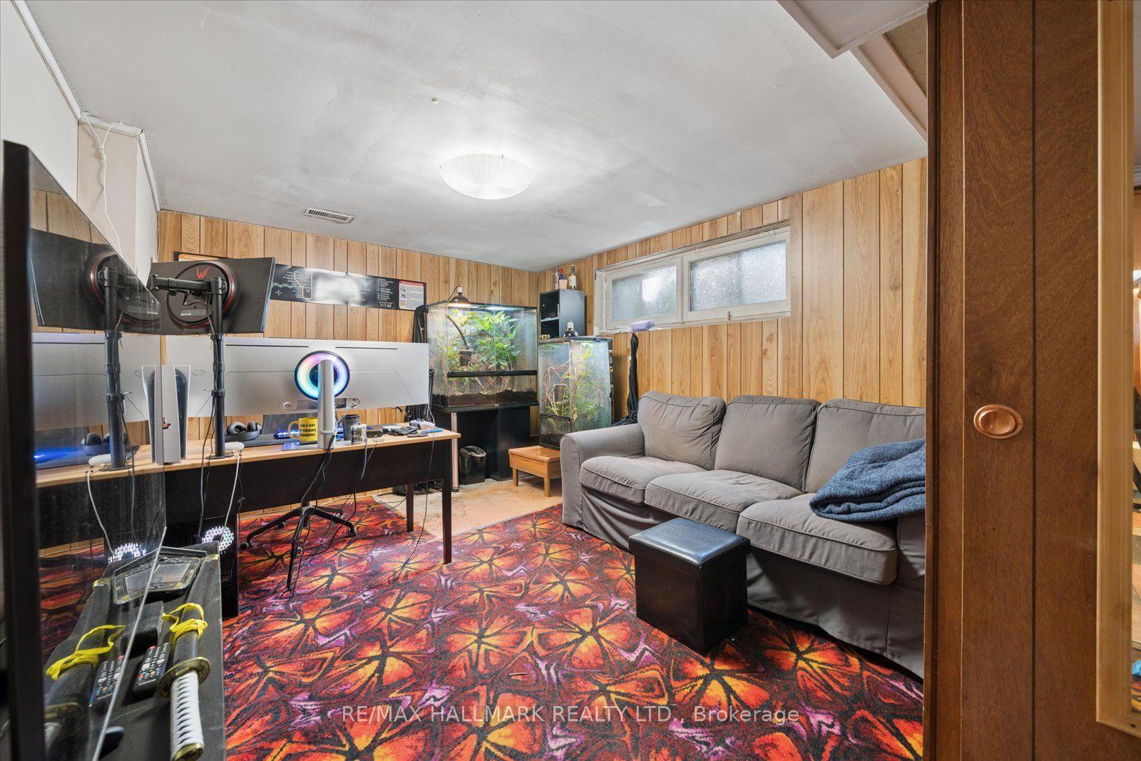 Photo 40 of 73 Deerfield Road, Scarborough, Bendale — HOMEH