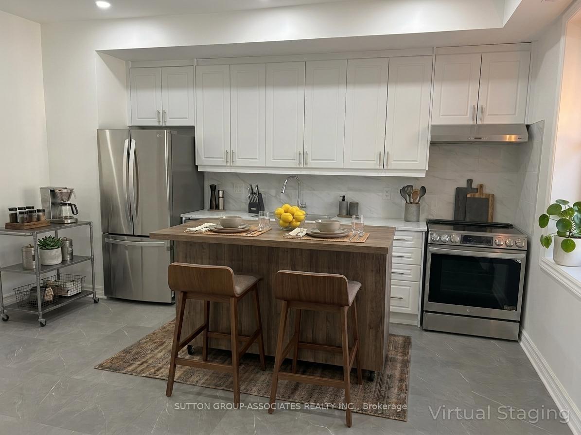 Photo of Unit 2nd flr, 792 College Street