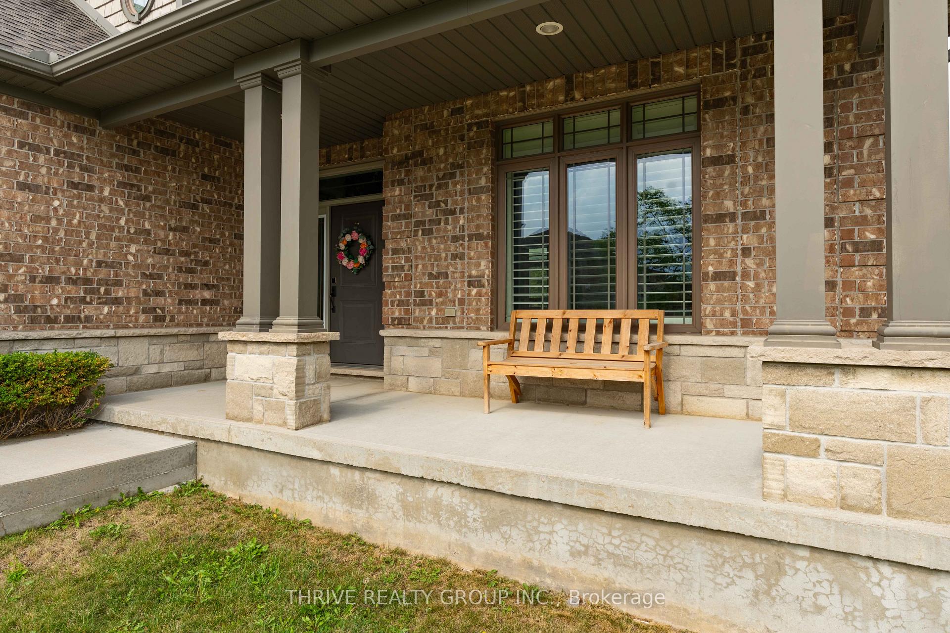 Photo 2 of 12 Ashwood Crescent, Middlesex Centre, Ilderton — HOMEH