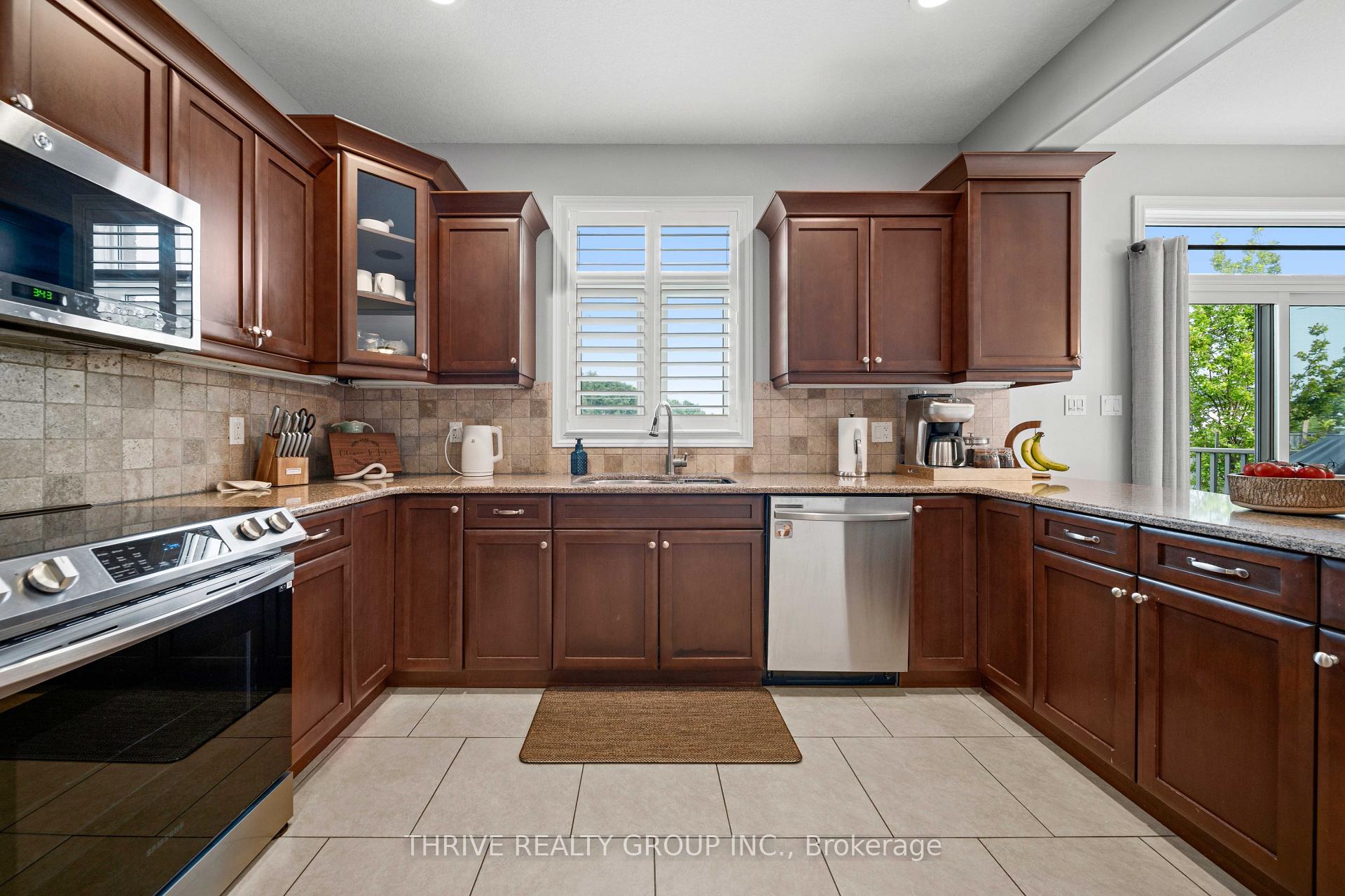 Photo 9 of 12 Ashwood Crescent, Middlesex Centre, Ilderton — HOMEH
