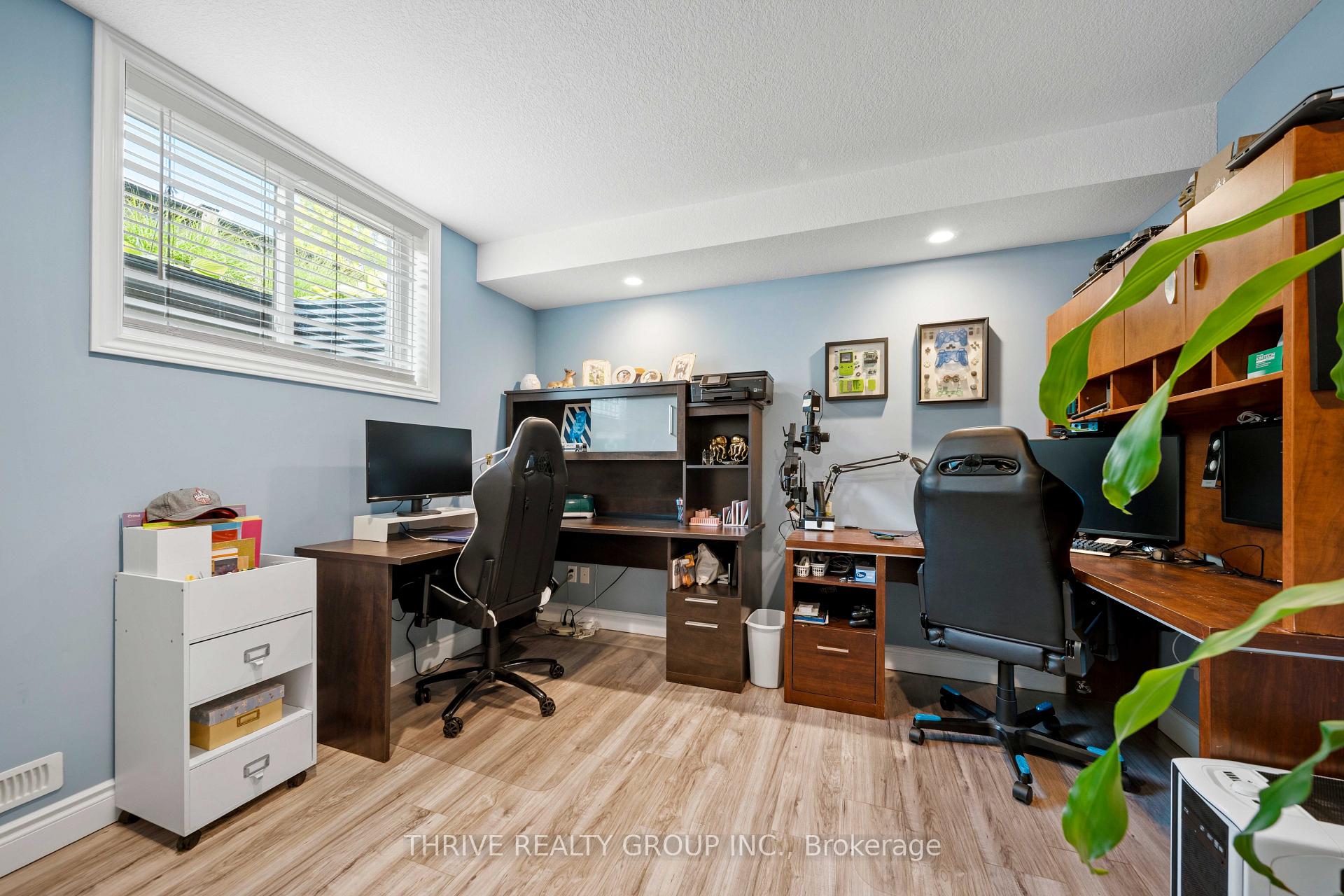 Photo 33 of 12 Ashwood Crescent, Middlesex Centre, Ilderton — HOMEH