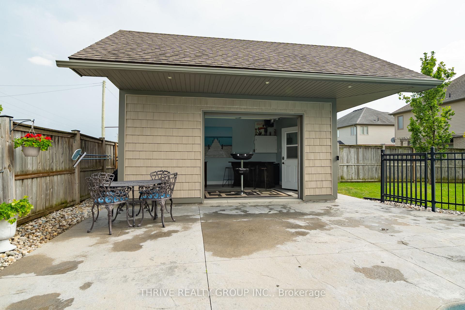 Photo 37 of 12 Ashwood Crescent, Middlesex Centre, Ilderton — HOMEH