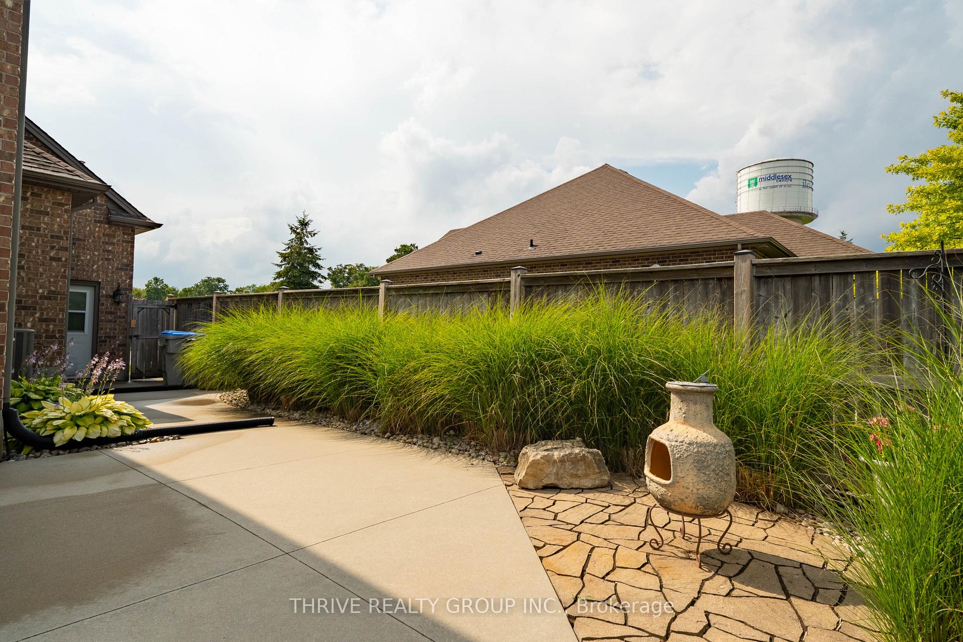 Photo 42 of 12 Ashwood Crescent, Middlesex Centre, Ilderton — HOMEH