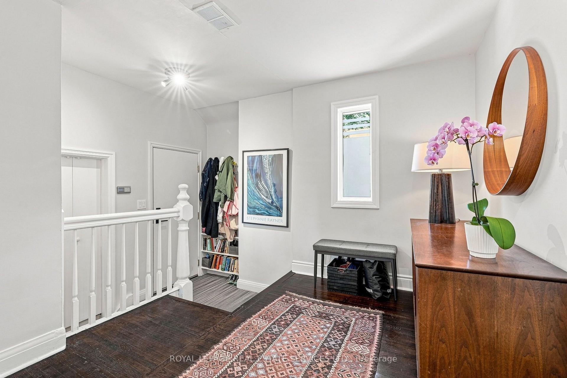 Photo 6 of 372 Trafalgar Road, Oakville, Old Oakville — HOMEH