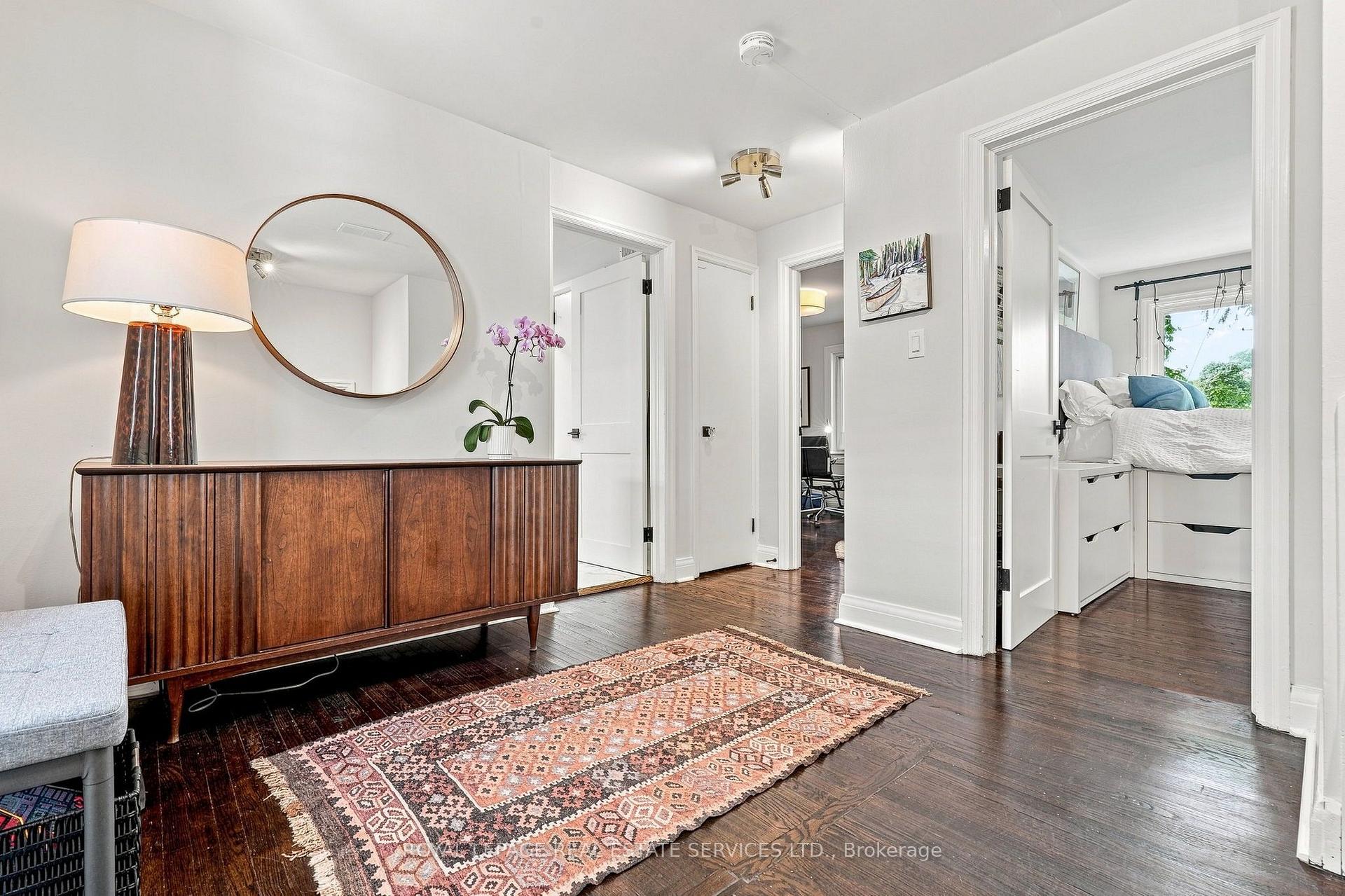 Photo 7 of 372 Trafalgar Road, Oakville, Old Oakville — HOMEH