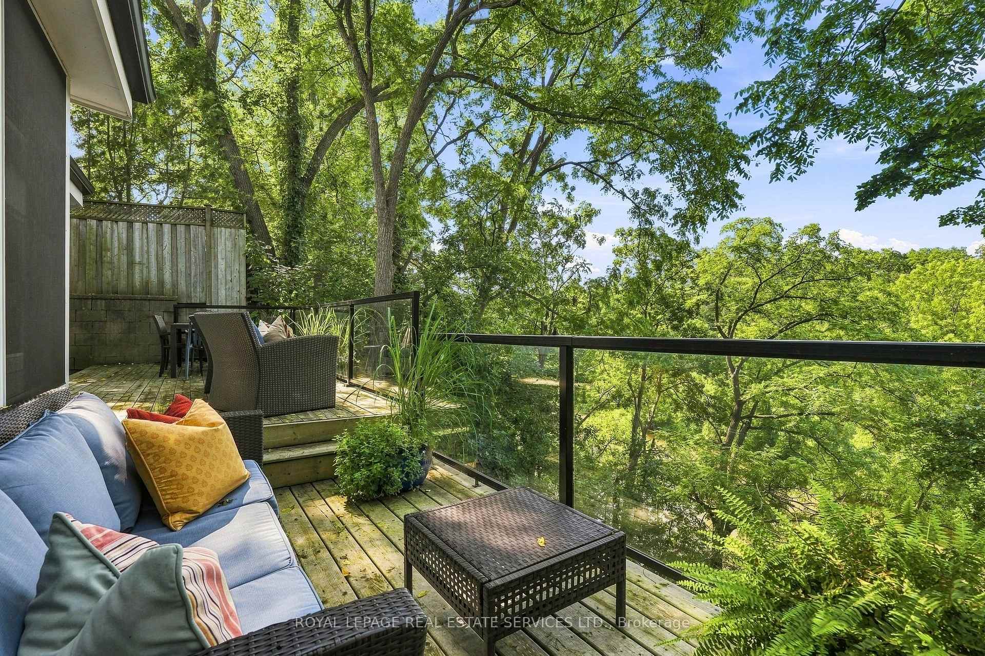 Photo 26 of 372 Trafalgar Road, Oakville, Old Oakville — HOMEH