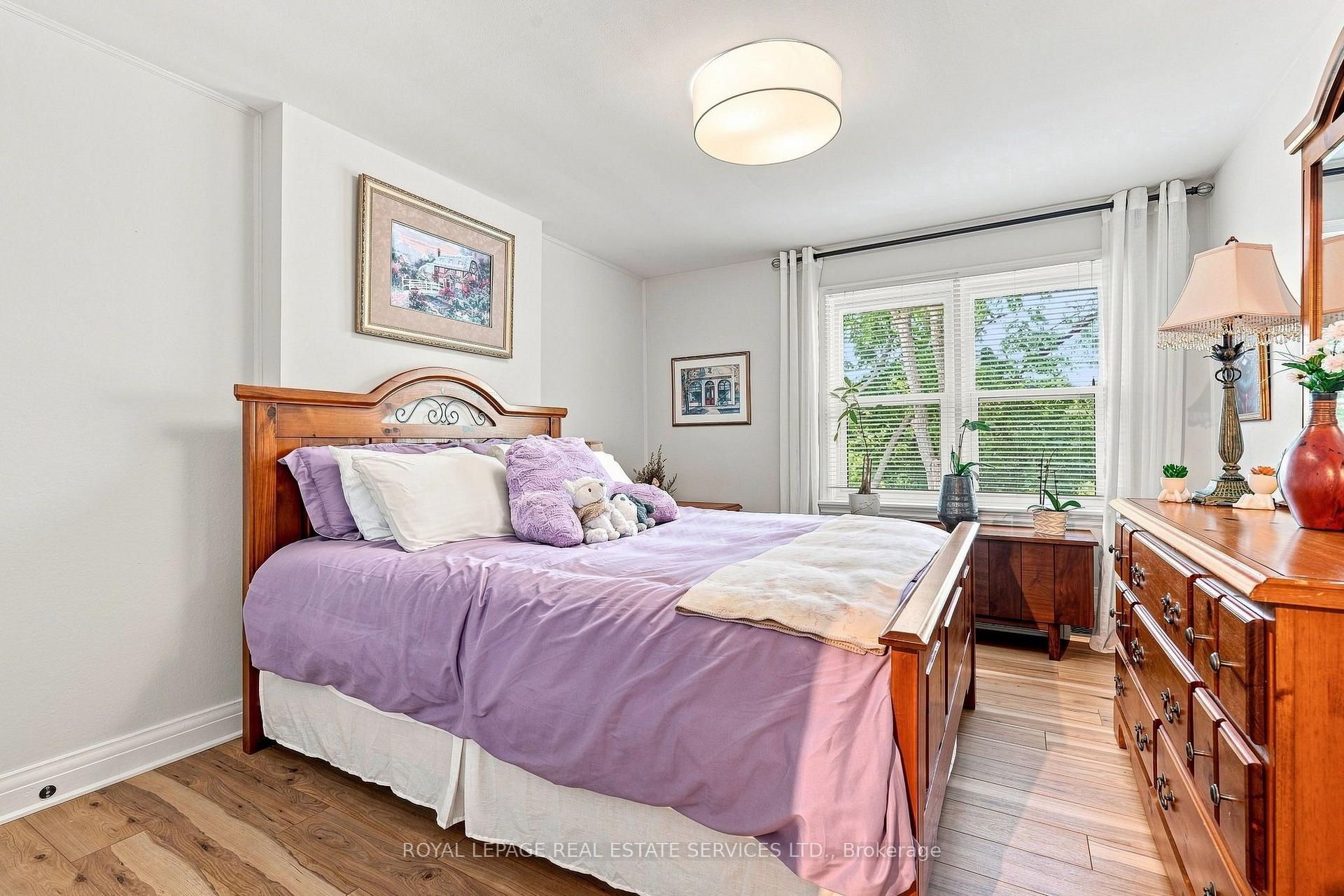 Photo 35 of 372 Trafalgar Road, Oakville, Old Oakville — HOMEH