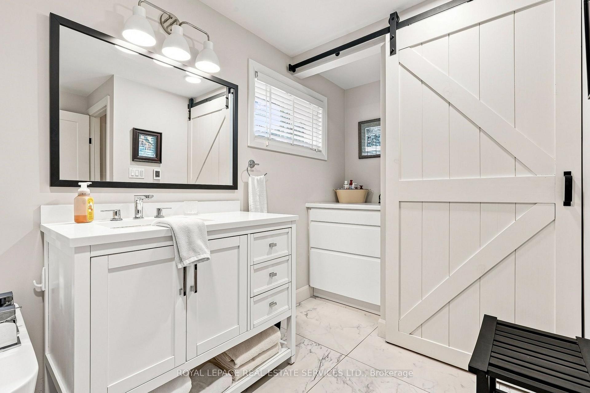 Photo 37 of 372 Trafalgar Road, Oakville, Old Oakville — HOMEH