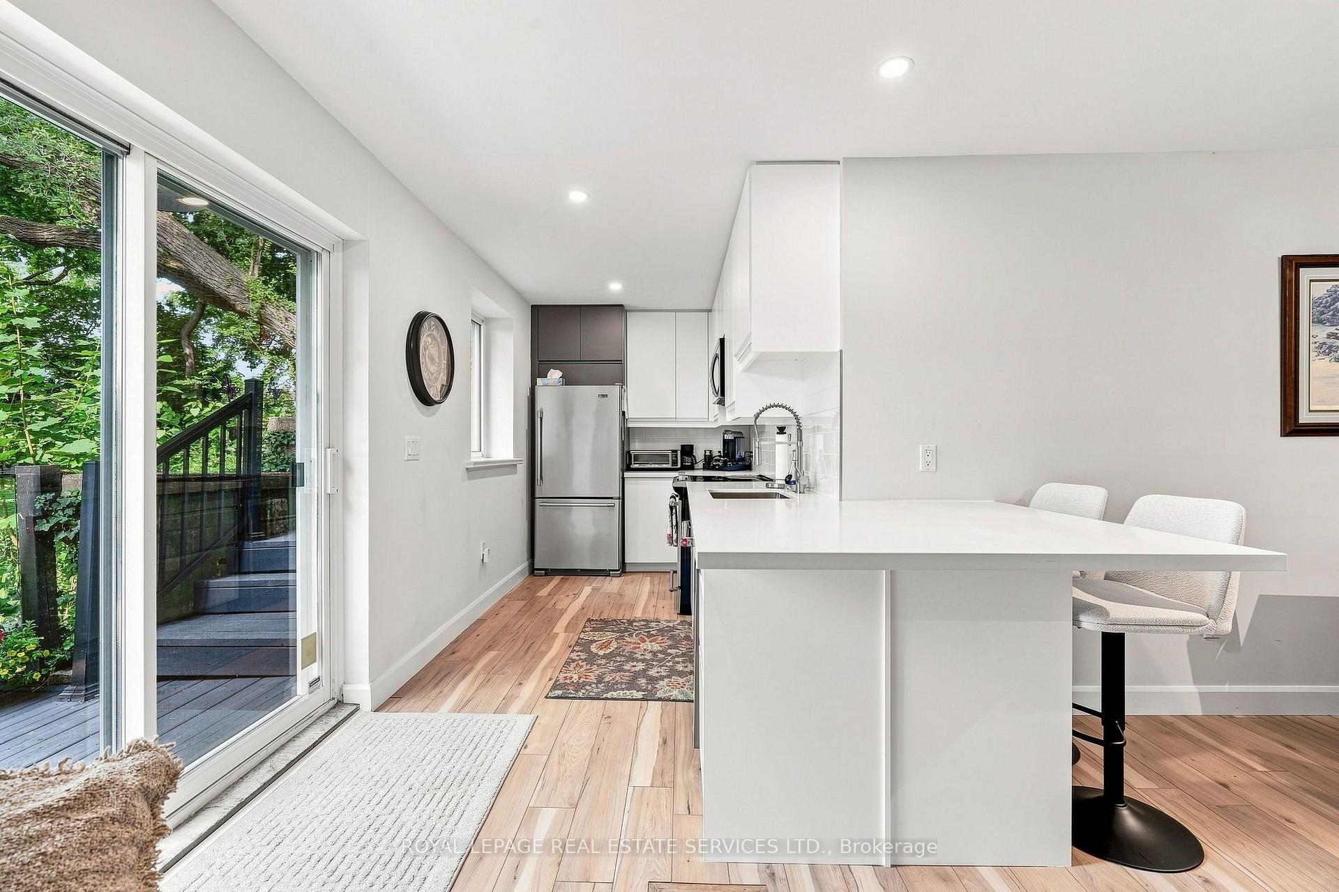 Photo 44 of 372 Trafalgar Road, Oakville, Old Oakville — HOMEH