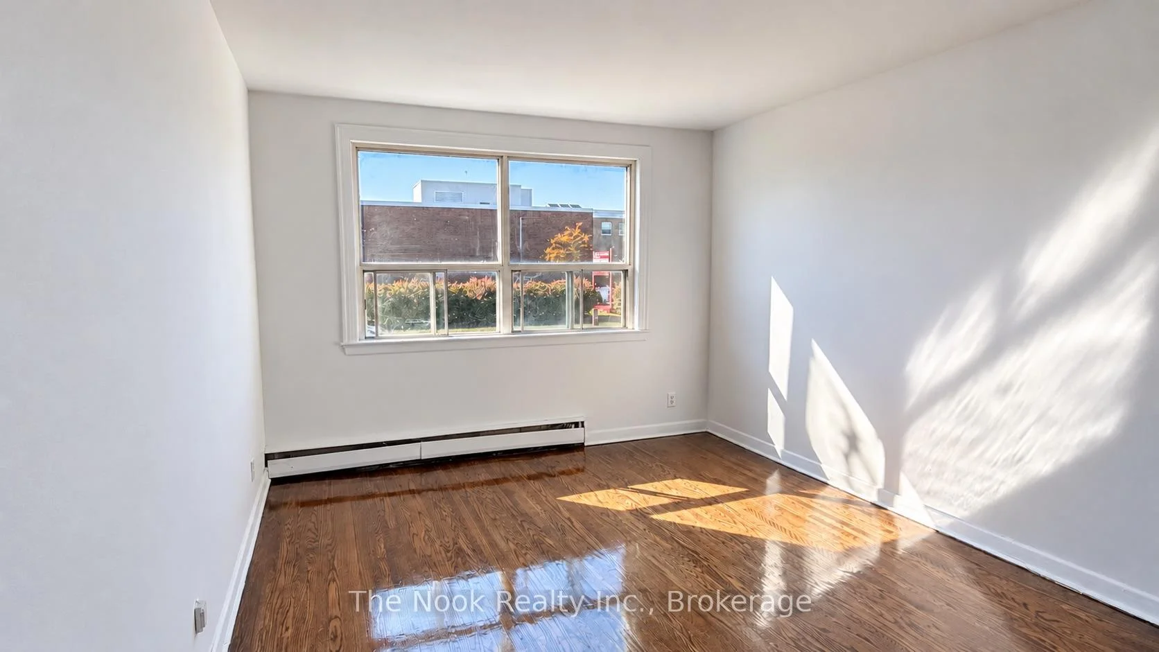 Photo 11 of Unit 6, 1201 Cedar Street, Oshawa, Lakeview — HOMEH