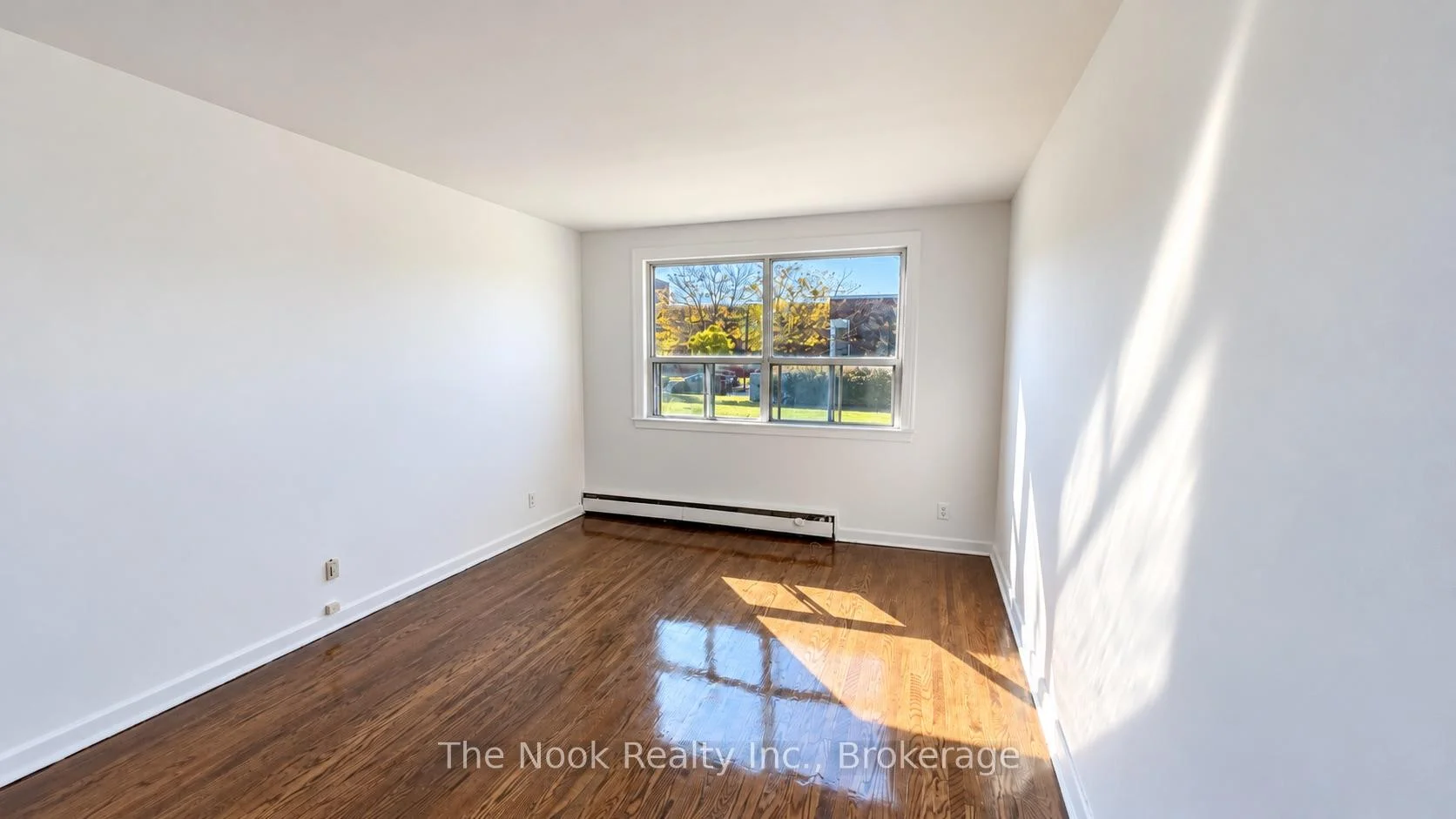 Photo 14 of Unit 6, 1201 Cedar Street, Oshawa, Lakeview — HOMEH