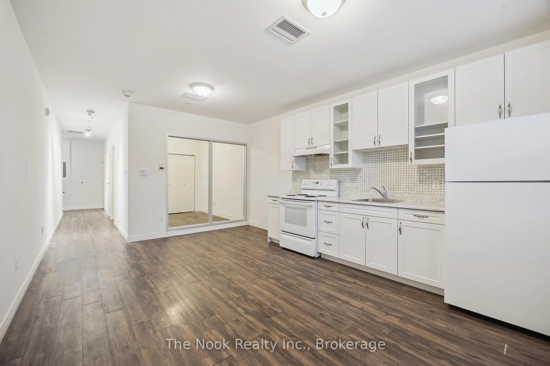Photo 19 of Unit 6, 1201 Cedar Street, Oshawa, Lakeview — HOMEH