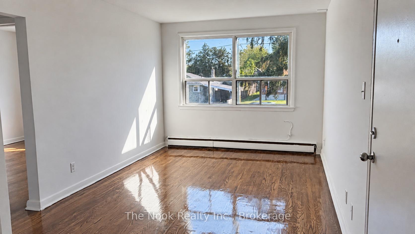Photo 7 of Unit 7, 1201 Cedar Street, Oshawa, Lakeview — HOMEH