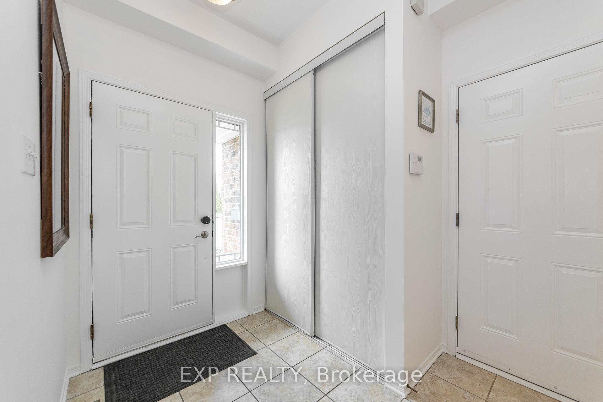 Photo 4 of 221 Northwind Street, Ottawa, Avalon East — HOMEH