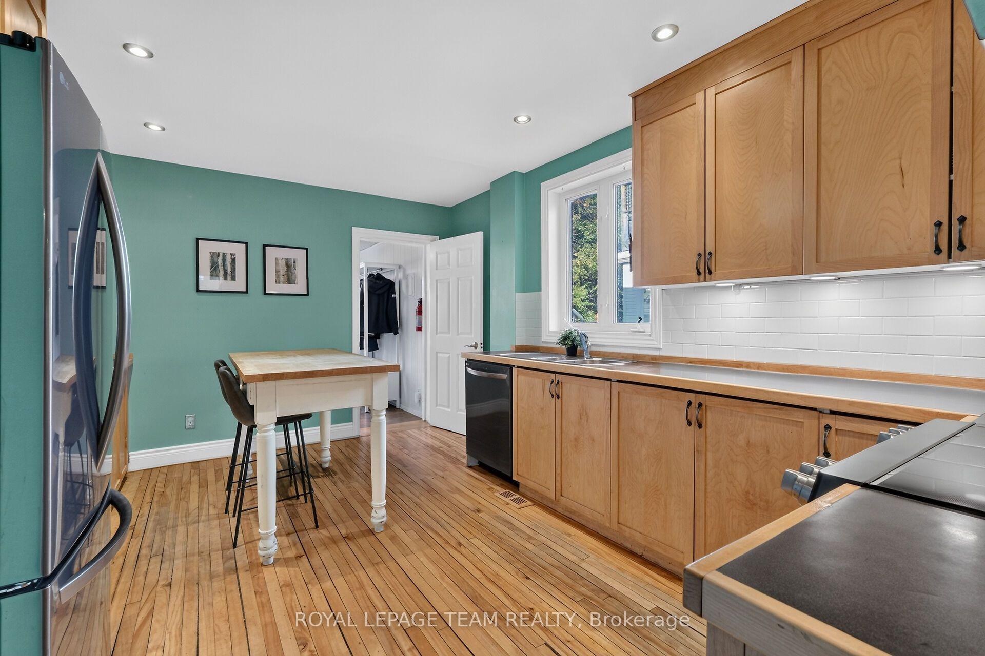 Photo 9 of 57 Waverley Street, Ottawa, Ottawa Centre/Golden Triangle — HOMEH