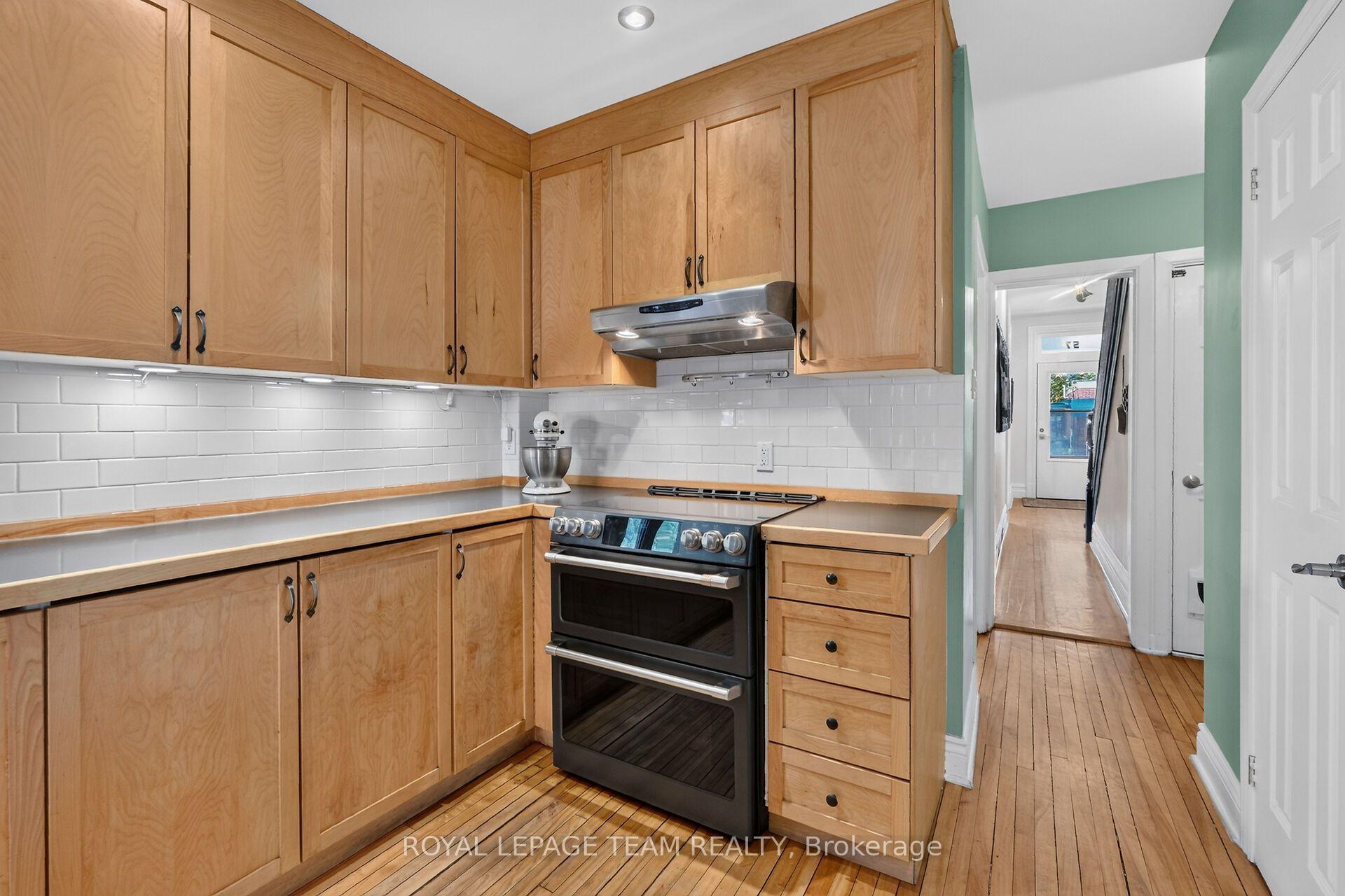 Photo 11 of 57 Waverley Street, Ottawa, Ottawa Centre/Golden Triangle — HOMEH