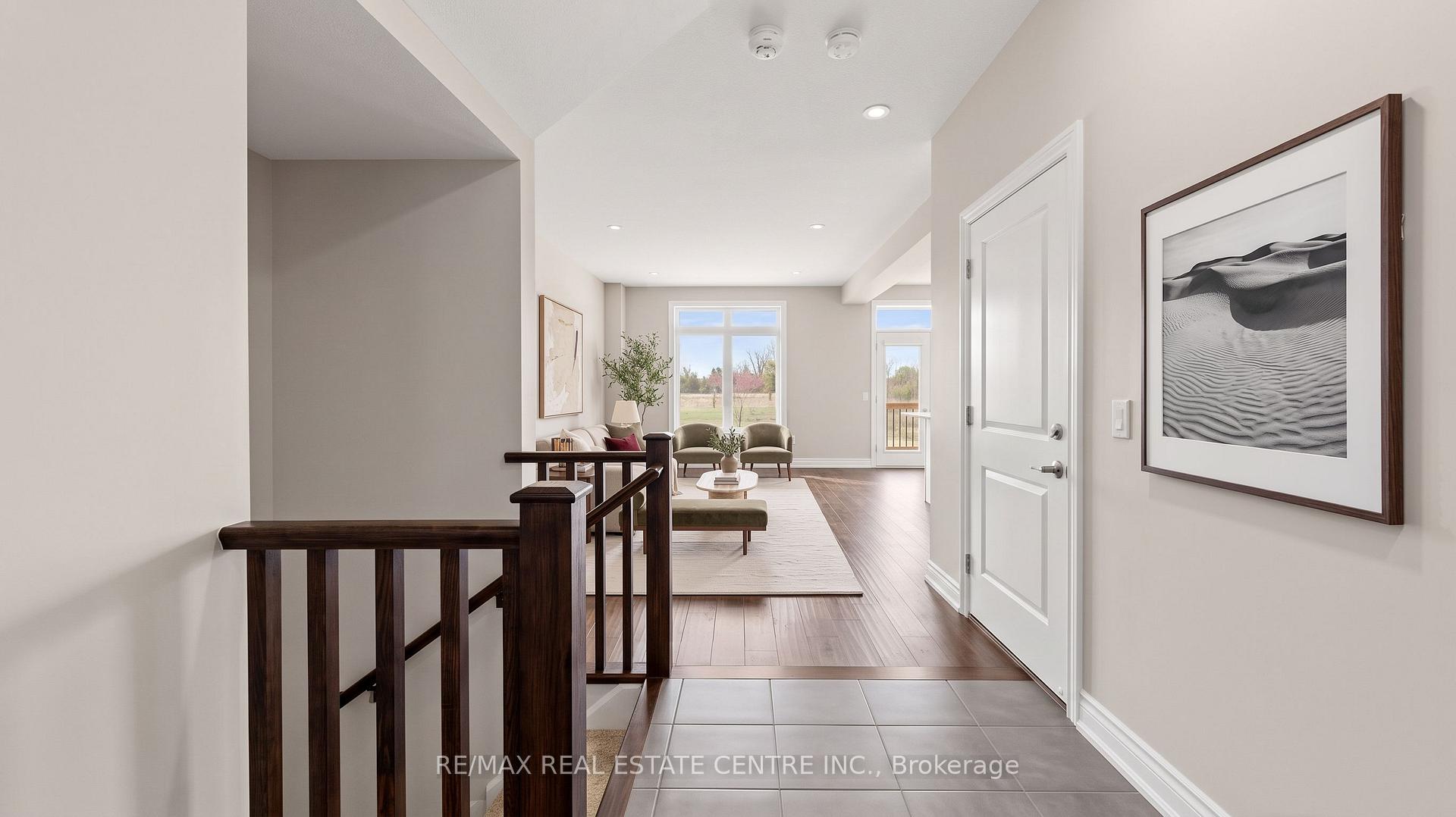 Photo 7 of 2350 Natasha Circle, Oakville, Bronte Creek — HOMEH
