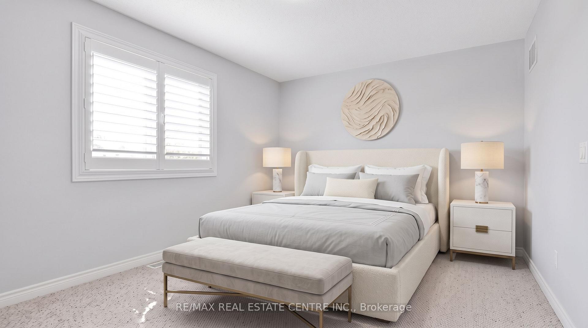 Photo 23 of 2350 Natasha Circle, Oakville, Bronte Creek — HOMEH