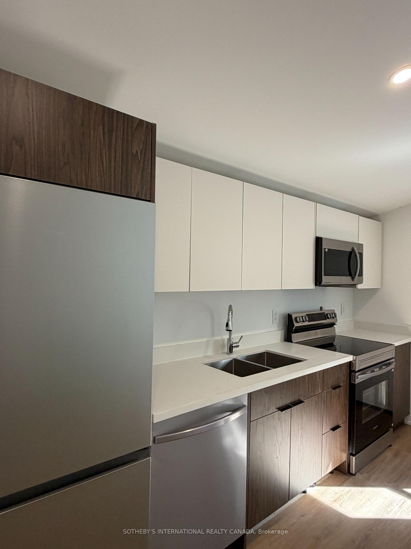 Photo 6 of Unit 5, 60 Cannon Road, Etobicoke, Stonegate-Queensway — HOMEH