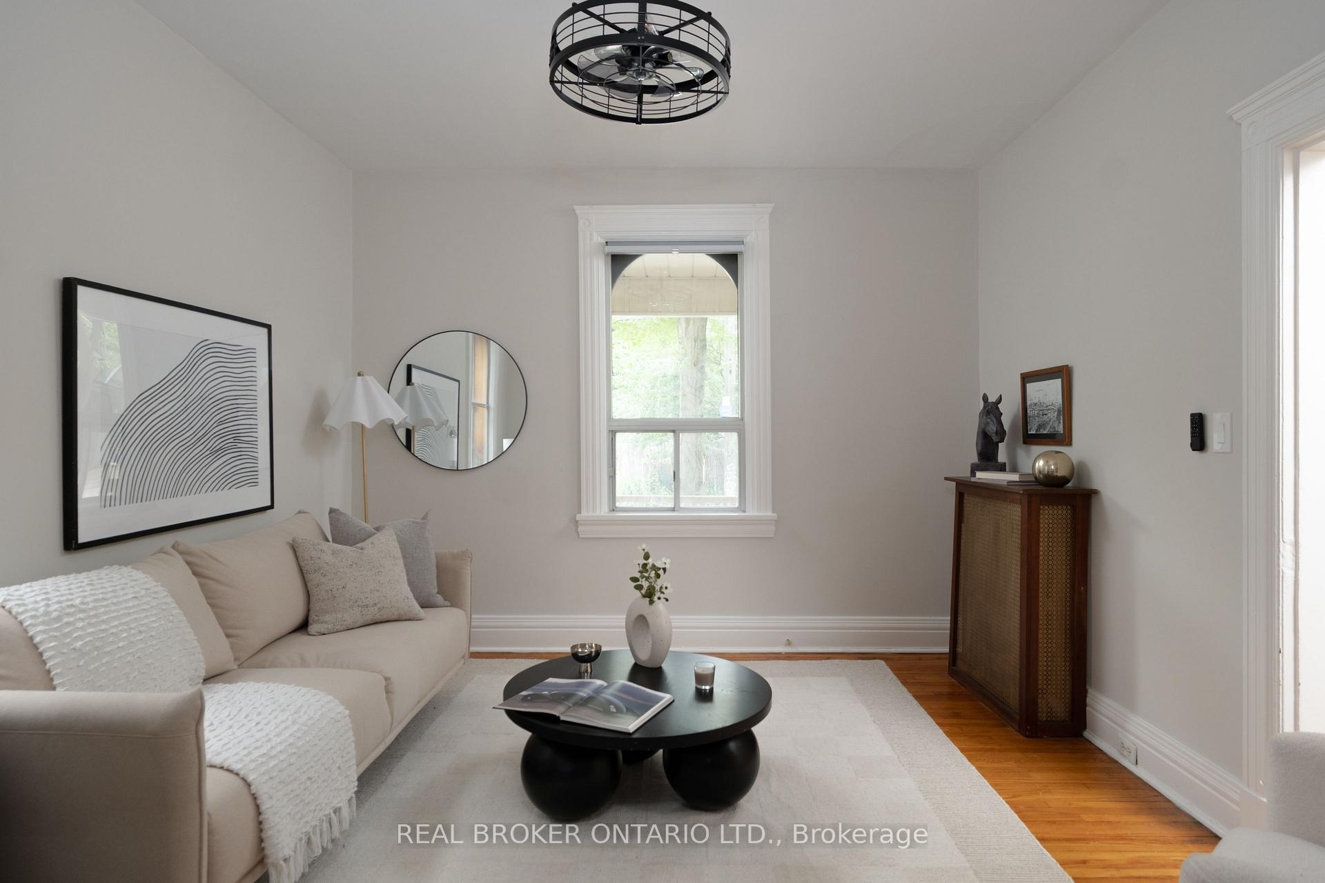 Photo 5 of 33 Atlas Avenue, Toronto, Humewood-Cedarvale — HOMEH