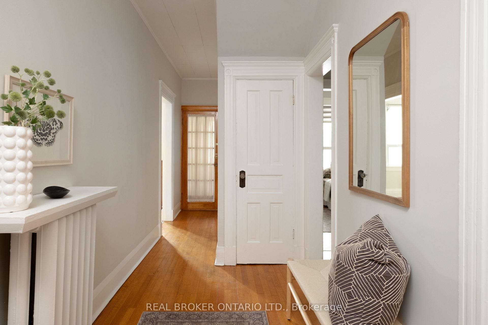 Photo 15 of 33 Atlas Avenue, Toronto, Humewood-Cedarvale — HOMEH