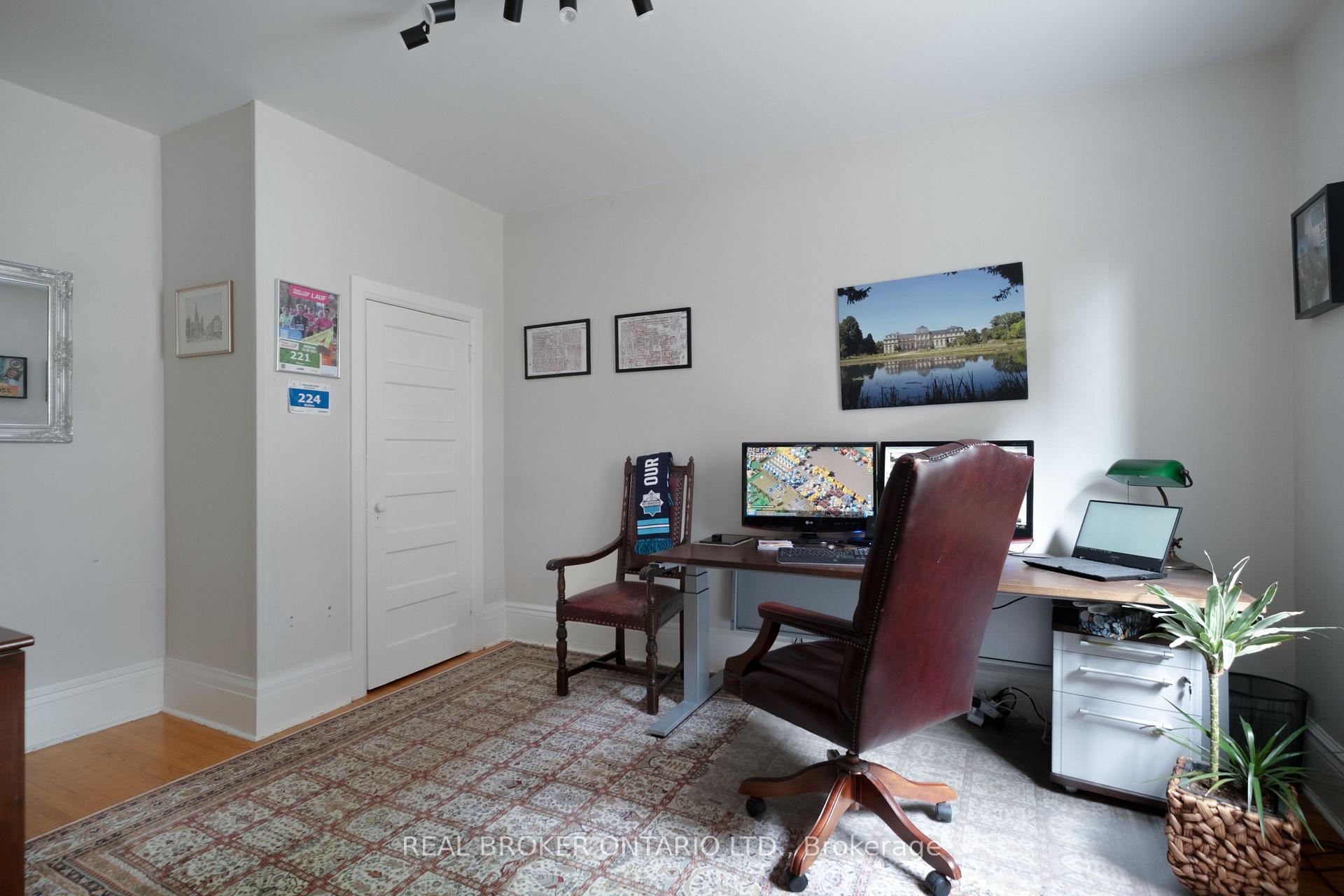 Photo 23 of 33 Atlas Avenue, Toronto, Humewood-Cedarvale — HOMEH
