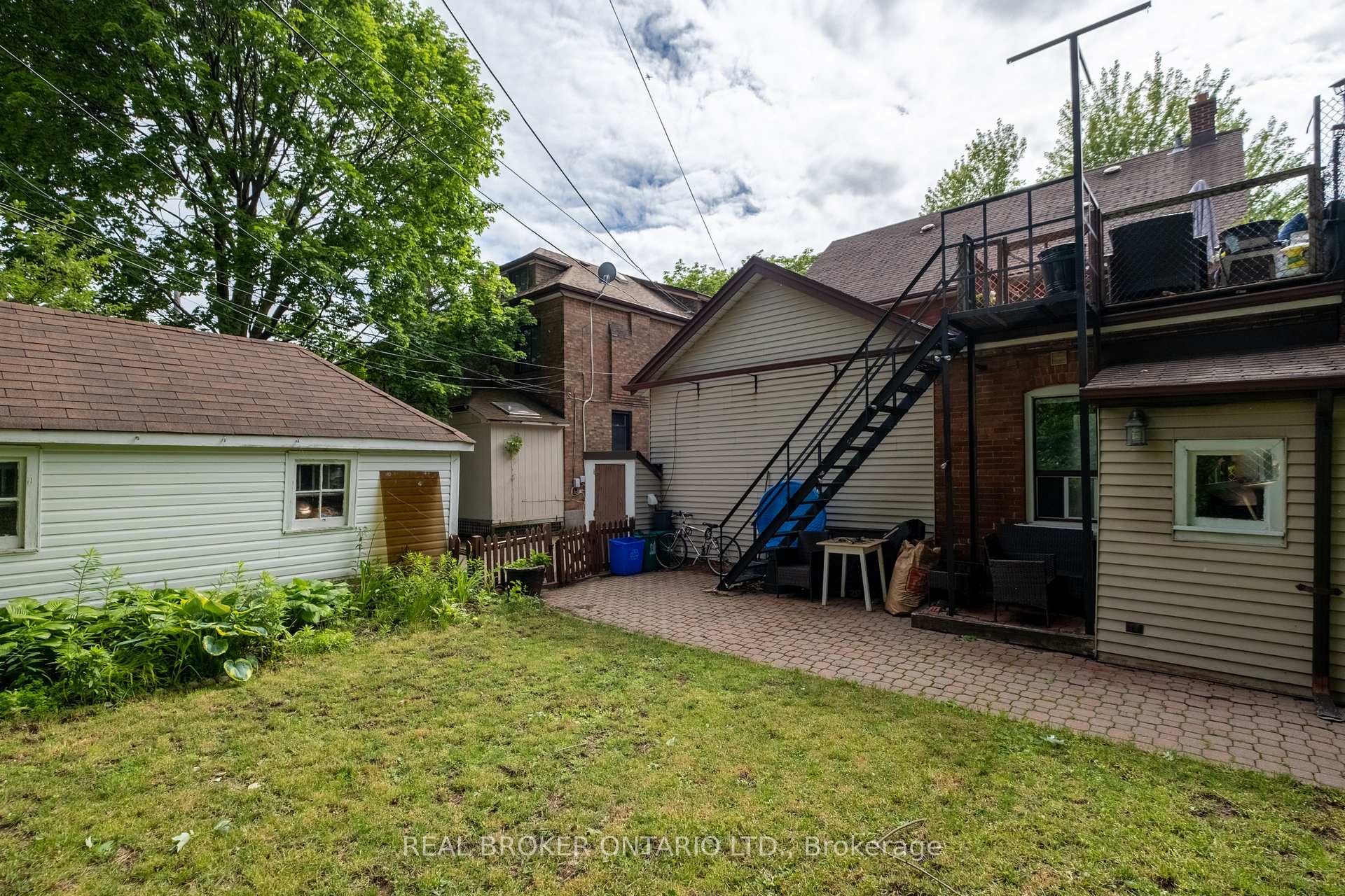 Photo 26 of 33 Atlas Avenue, Toronto, Humewood-Cedarvale — HOMEH