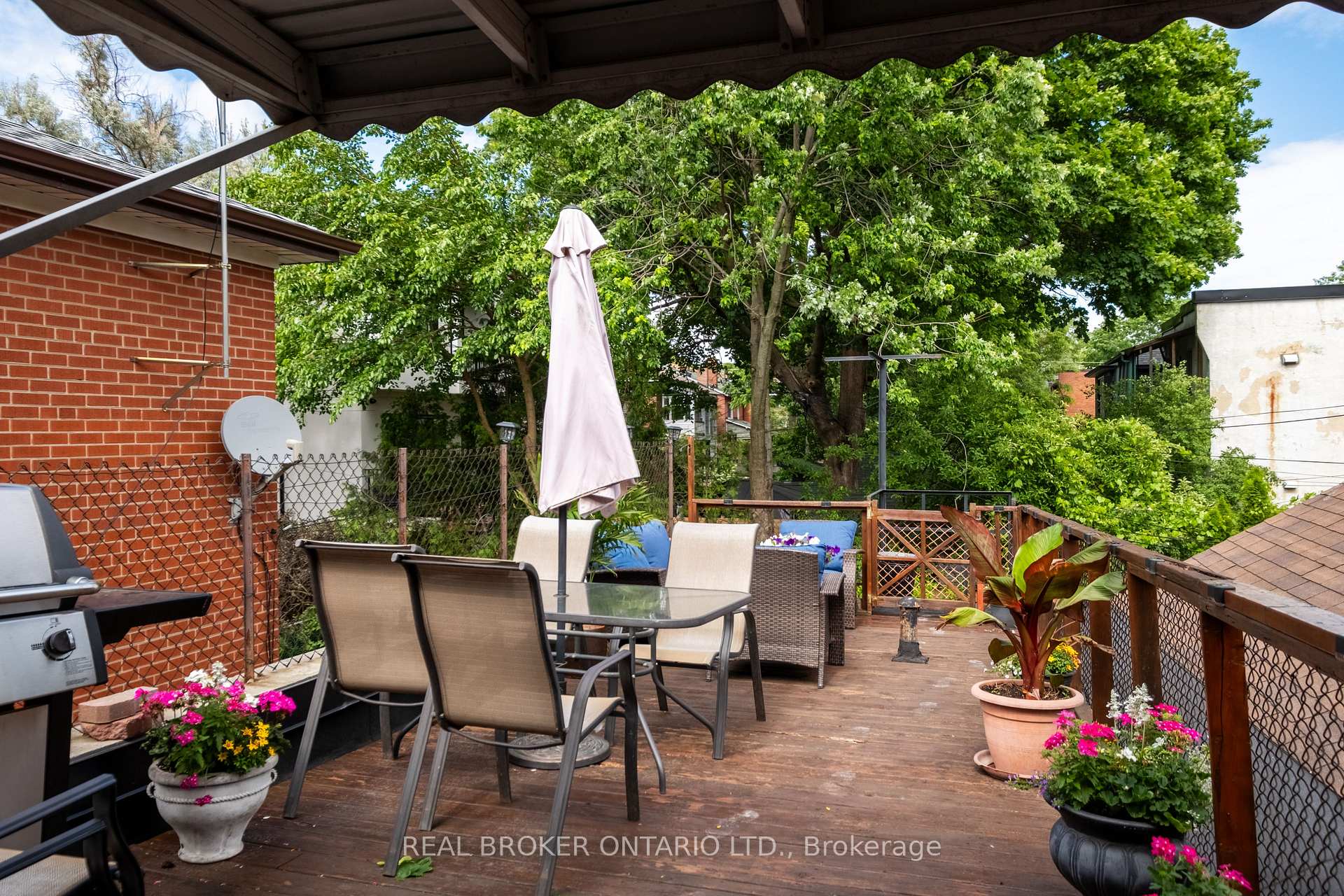 Photo 32 of 33 Atlas Avenue, Toronto, Humewood-Cedarvale — HOMEH