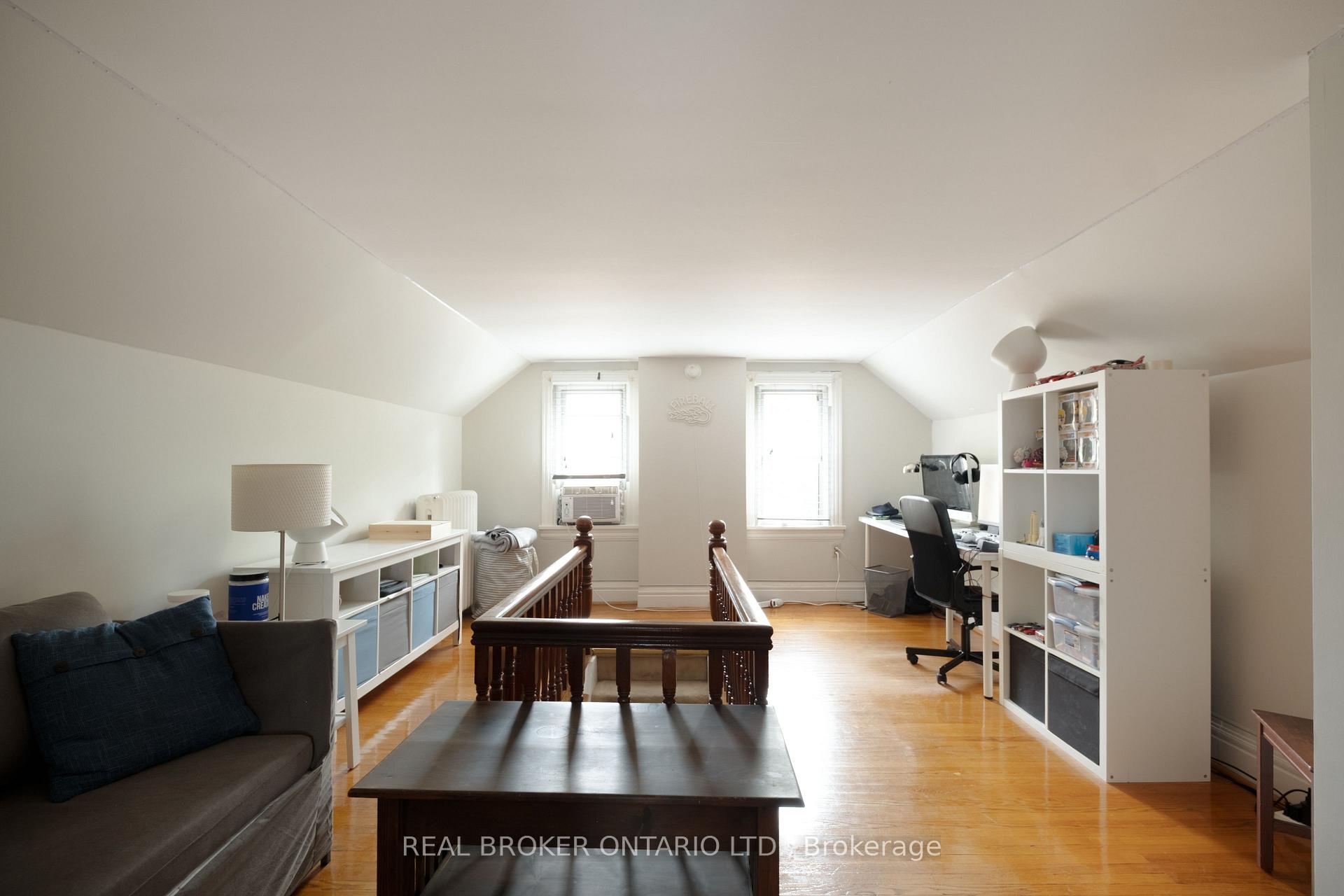 Photo 36 of 33 Atlas Avenue, Toronto, Humewood-Cedarvale — HOMEH