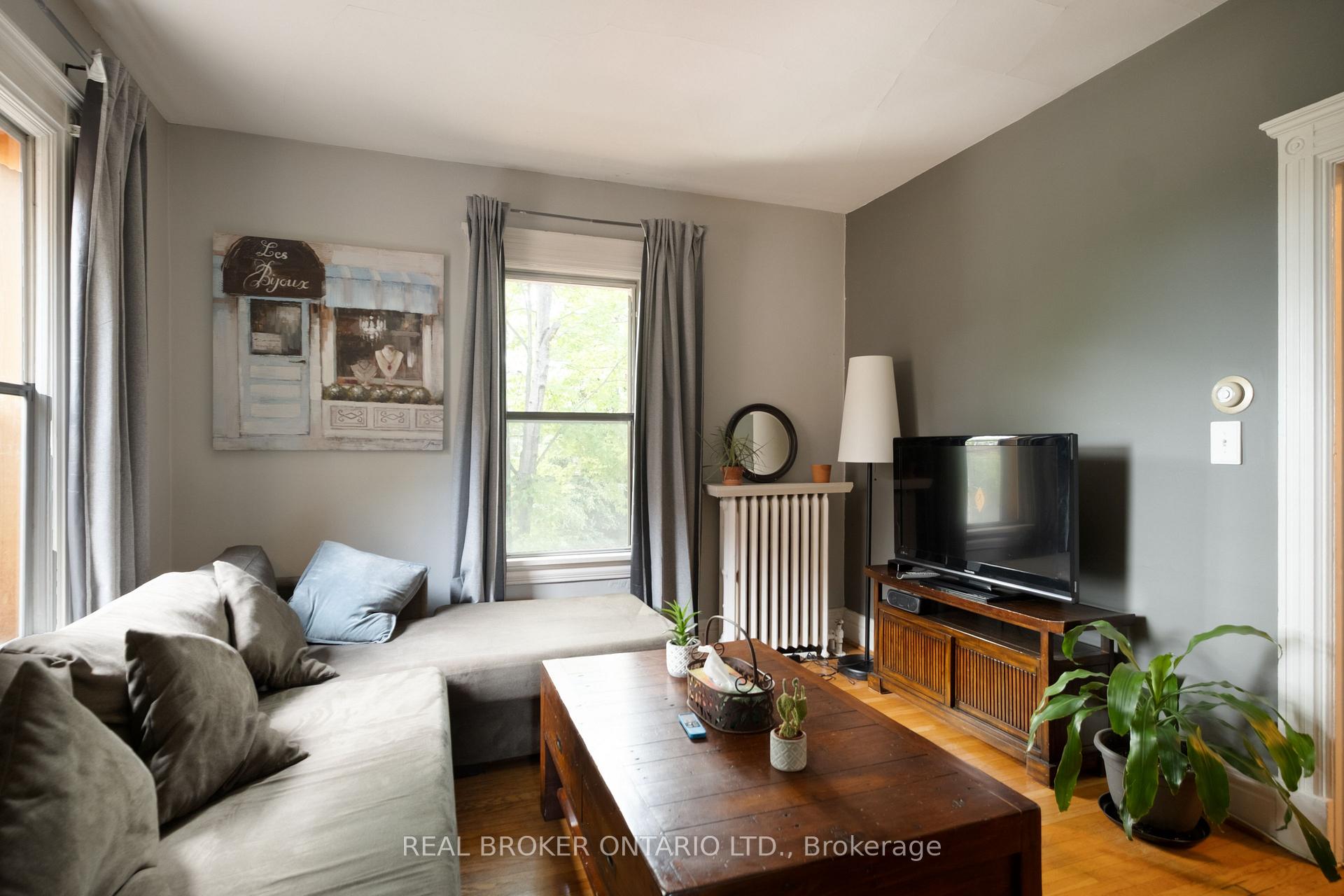Photo 40 of 33 Atlas Avenue, Toronto, Humewood-Cedarvale — HOMEH