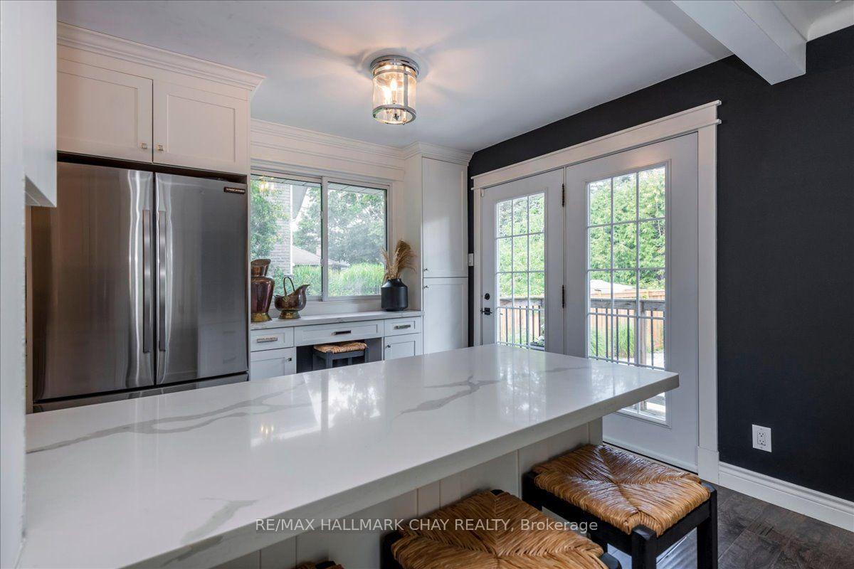 Photo 9 of 19 Highcroft Road, Barrie, Allandale Heights — HOMEH
