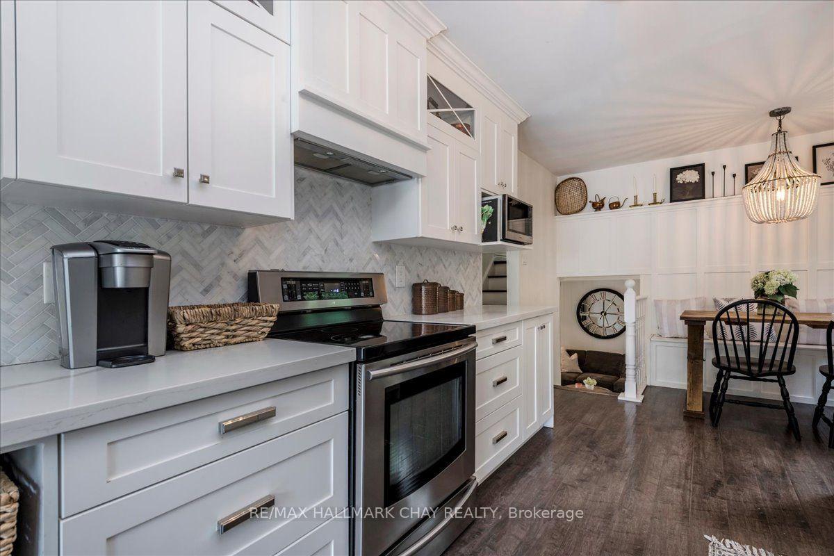 Photo 12 of 19 Highcroft Road, Barrie, Allandale Heights — HOMEH