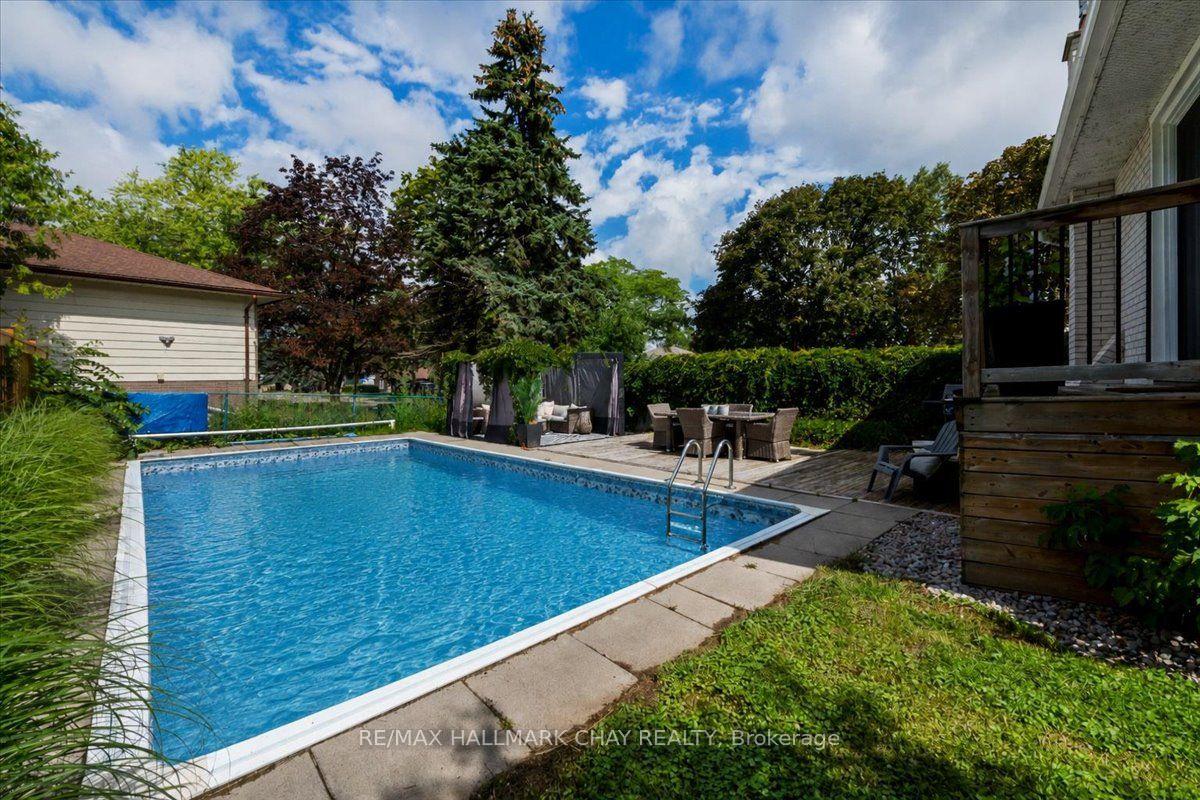 Photo 36 of 19 Highcroft Road, Barrie, Allandale Heights — HOMEH