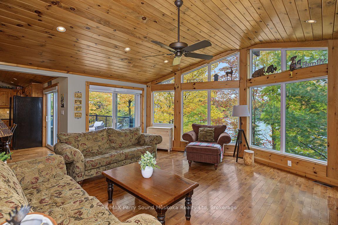 Photo 15 of 53 Morningside Drive, Seguin — HOMEH