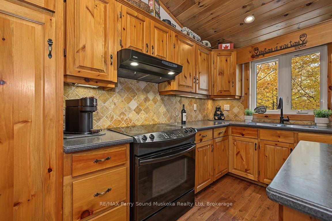 Photo 24 of 53 Morningside Drive, Seguin — HOMEH