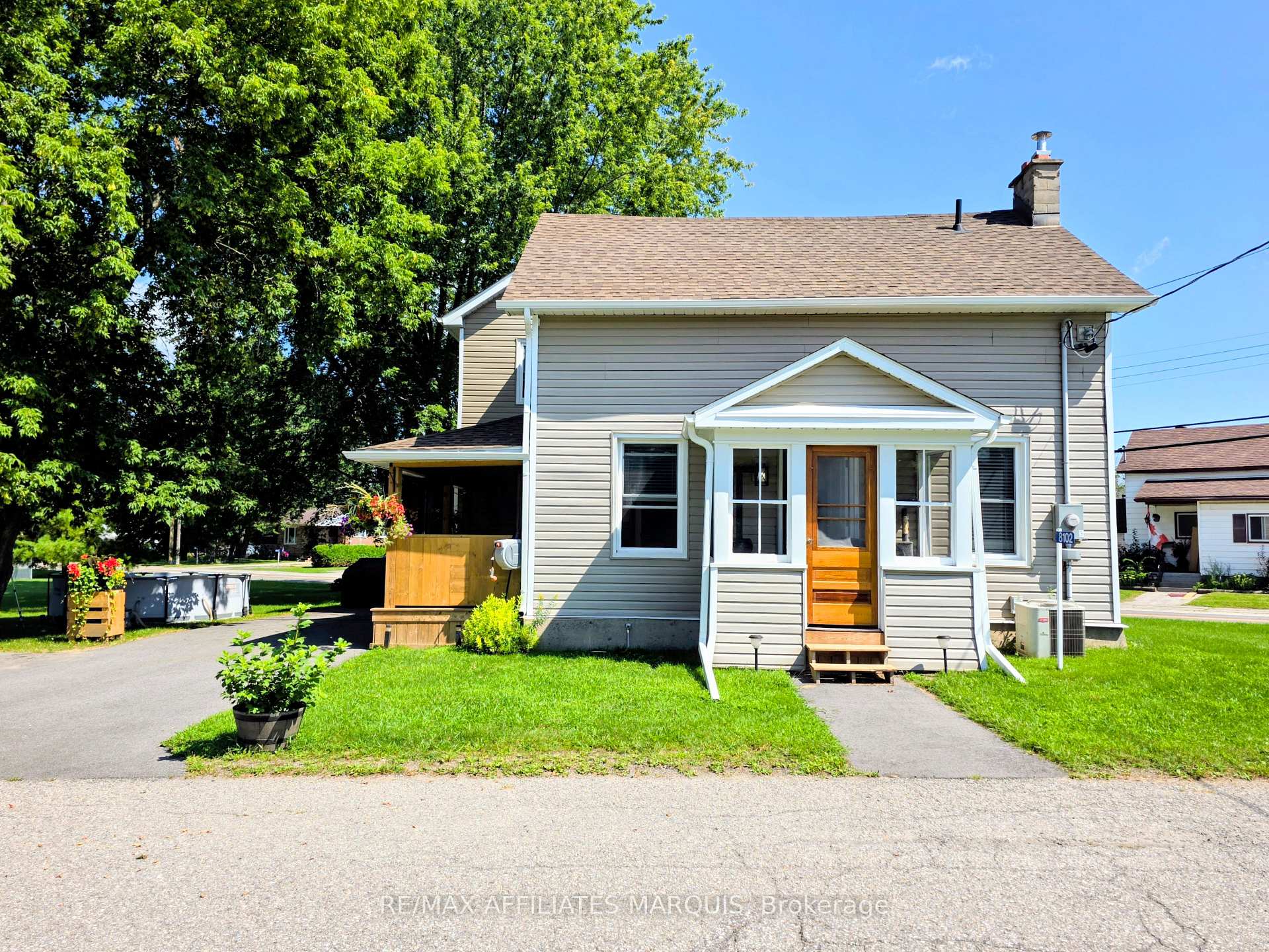 Photo of 8102 Mill Street