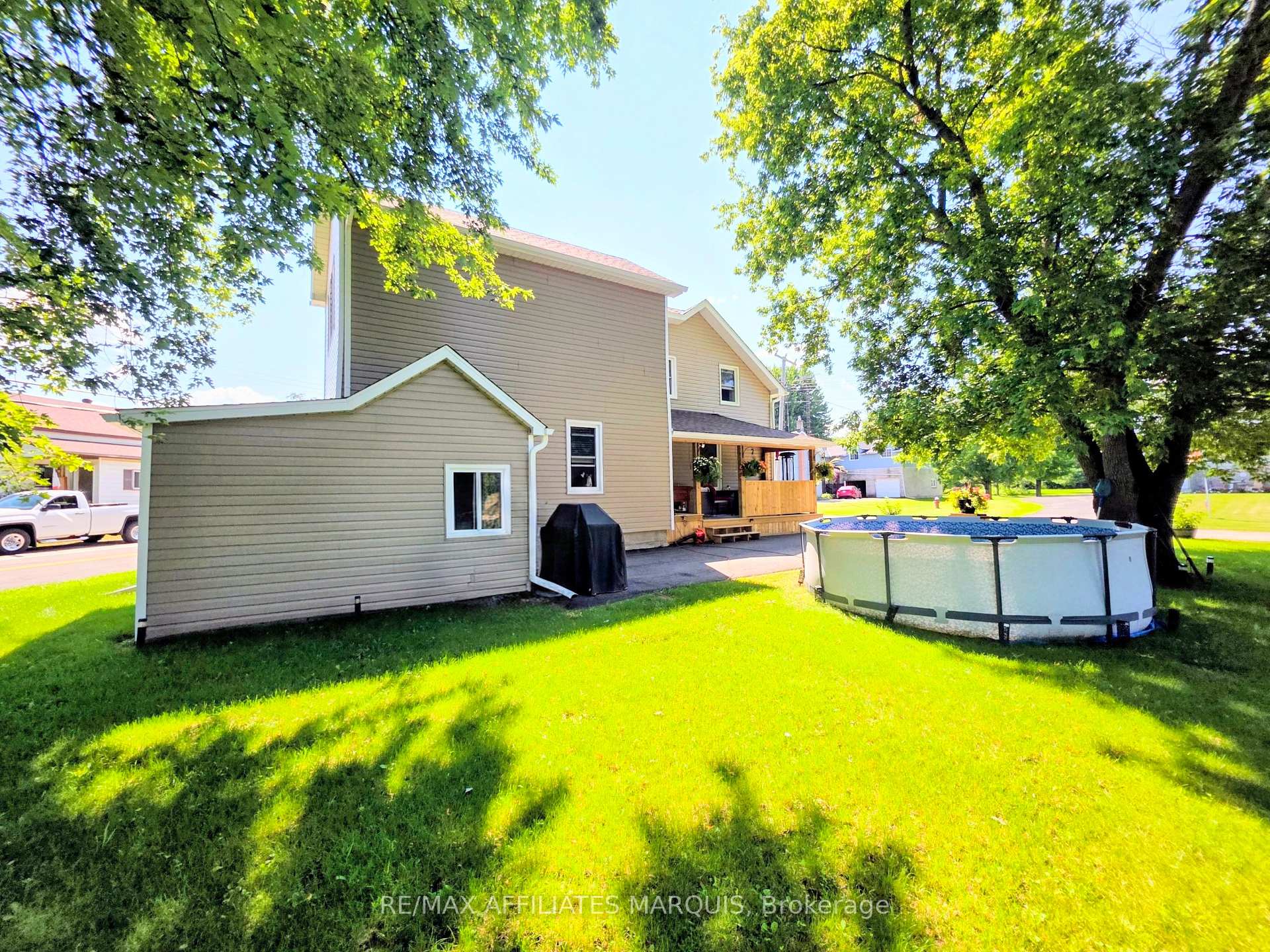 Photo 3 of 8102 Mill Street, Augusta, Augusta Twp — HOMEH
