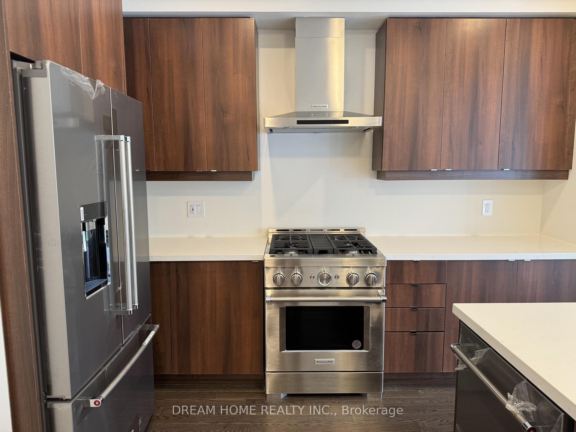 Photo 9 of 84 Tempel Street, Richmond Hill, Oak Ridges — HOMEH