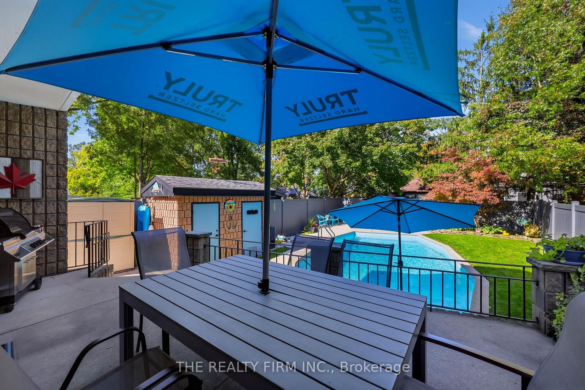 Photo 41 of 28 Thomas Janes Drive, London, South G — HOMEH