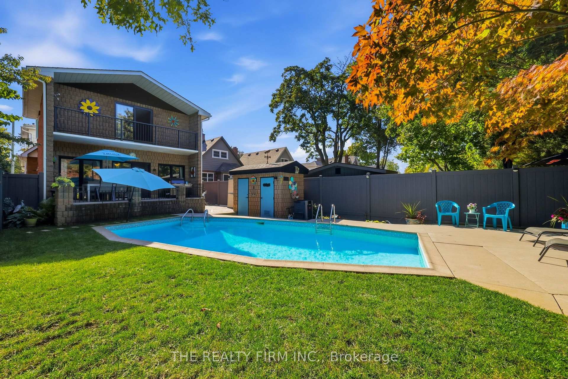 Photo 43 of 28 Thomas Janes Drive, London, South G — HOMEH