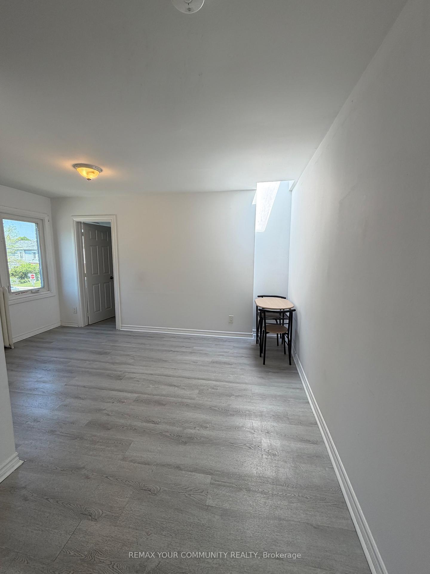 Photo 6 of Unit 2nd Floor, 129 Morrison Avenue, Toronto, Corso Italia-Davenport — HOMEH