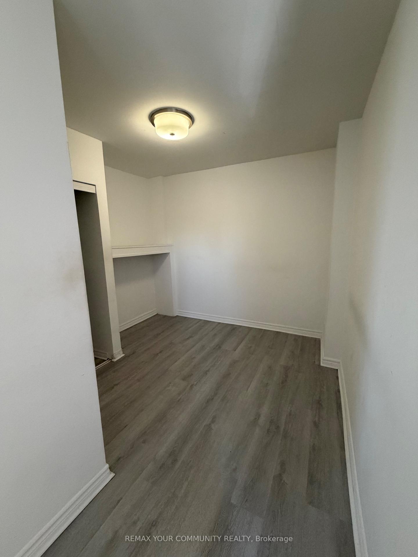 Photo 11 of Unit 2nd Floor, 129 Morrison Avenue, Toronto, Corso Italia-Davenport — HOMEH