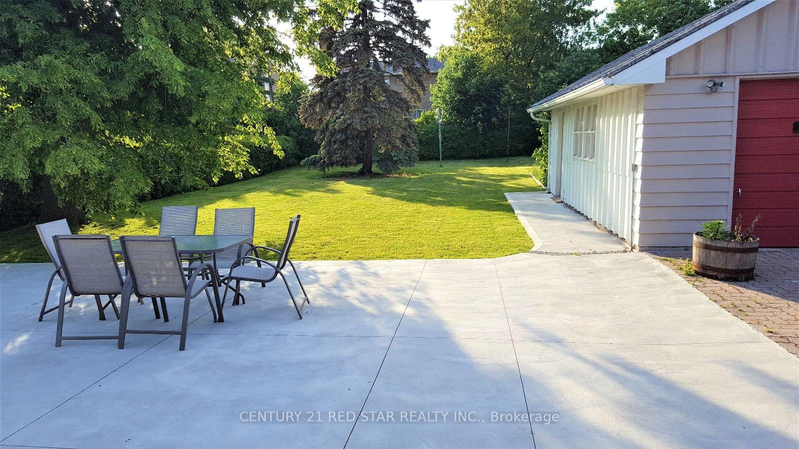 Photo 13 of Unit Main, 235 Mary Street, Oakville, Central — HOMEH