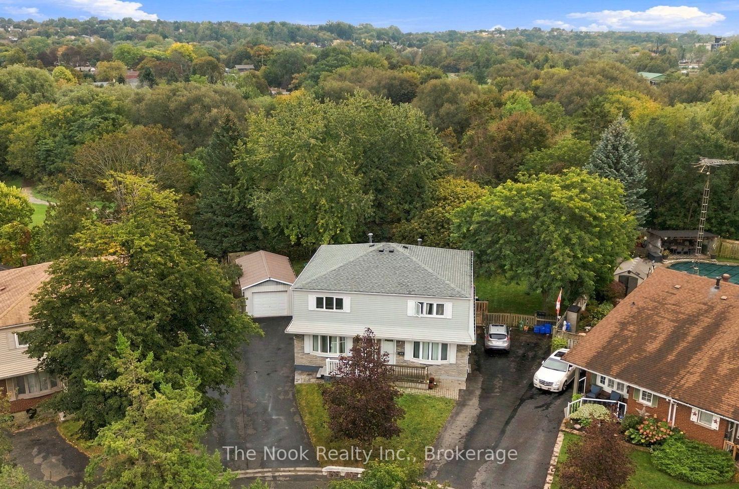 Photo of 456 Harcourt Drive