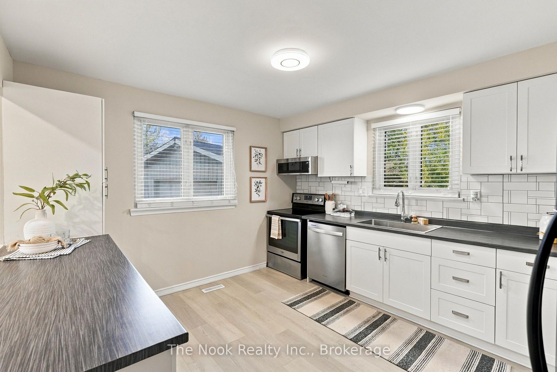 Photo 18 of 456 Harcourt Drive, Oshawa, Donevan — HOMEH