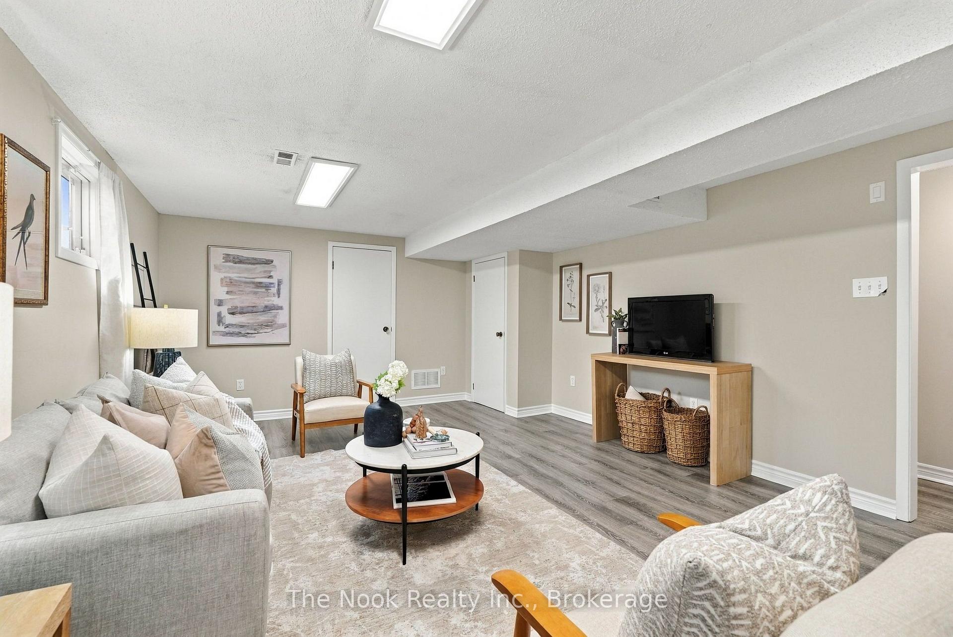 Photo 35 of 456 Harcourt Drive, Oshawa, Donevan — HOMEH