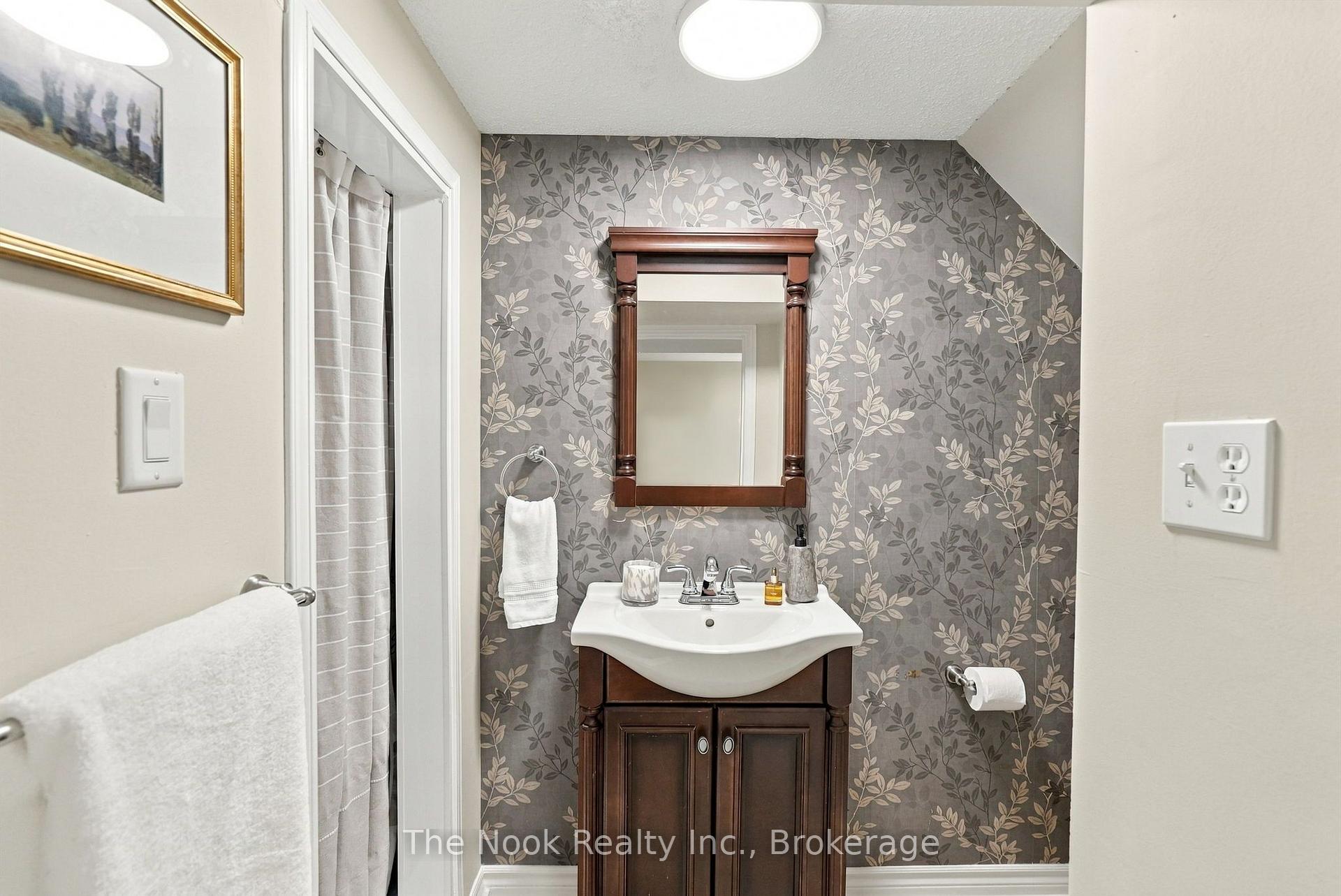 Photo 38 of 456 Harcourt Drive, Oshawa, Donevan — HOMEH