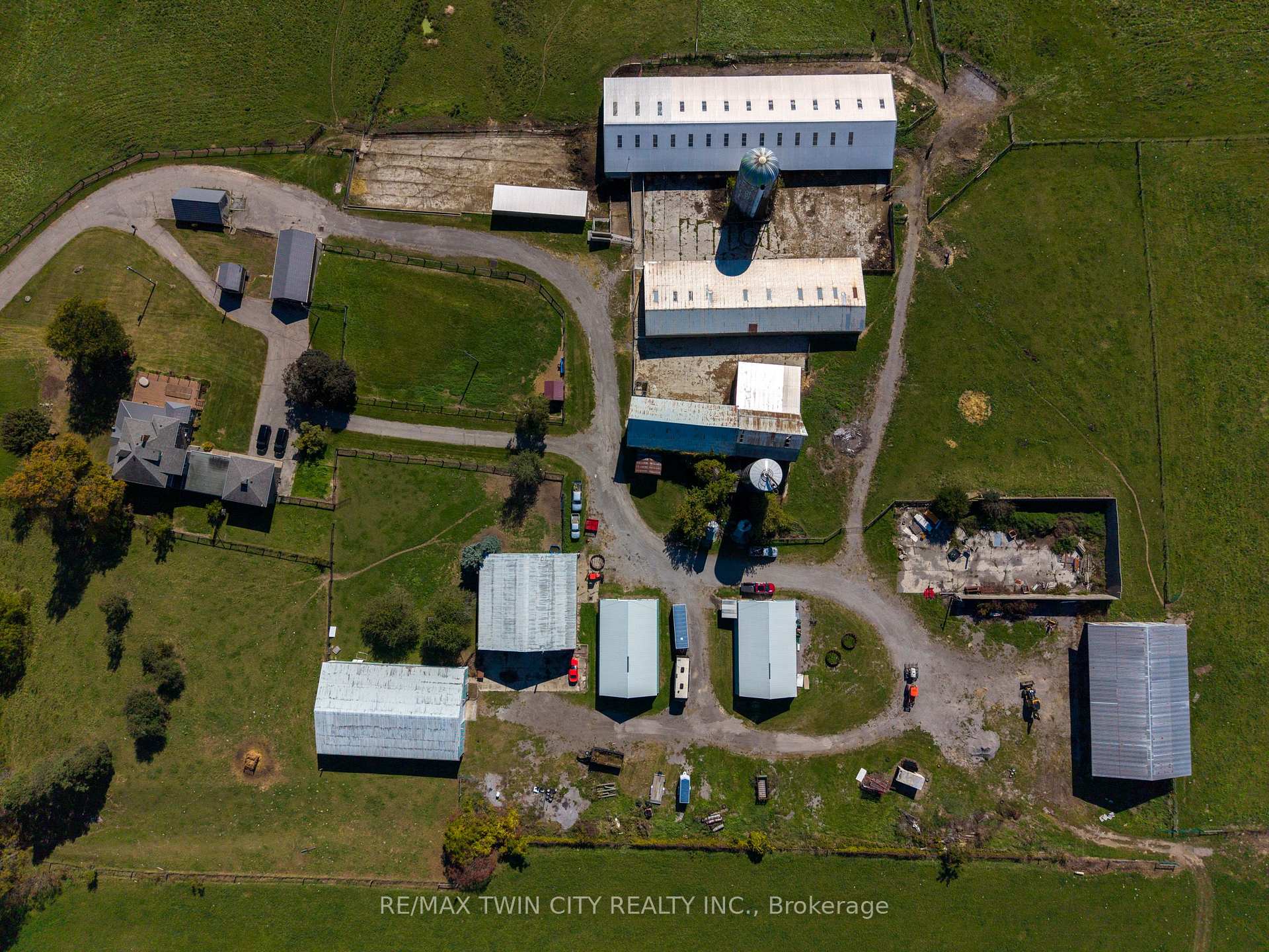 Photo 13 of 2173 Cockshutt Road, Norfolk, Waterford — HOMEH