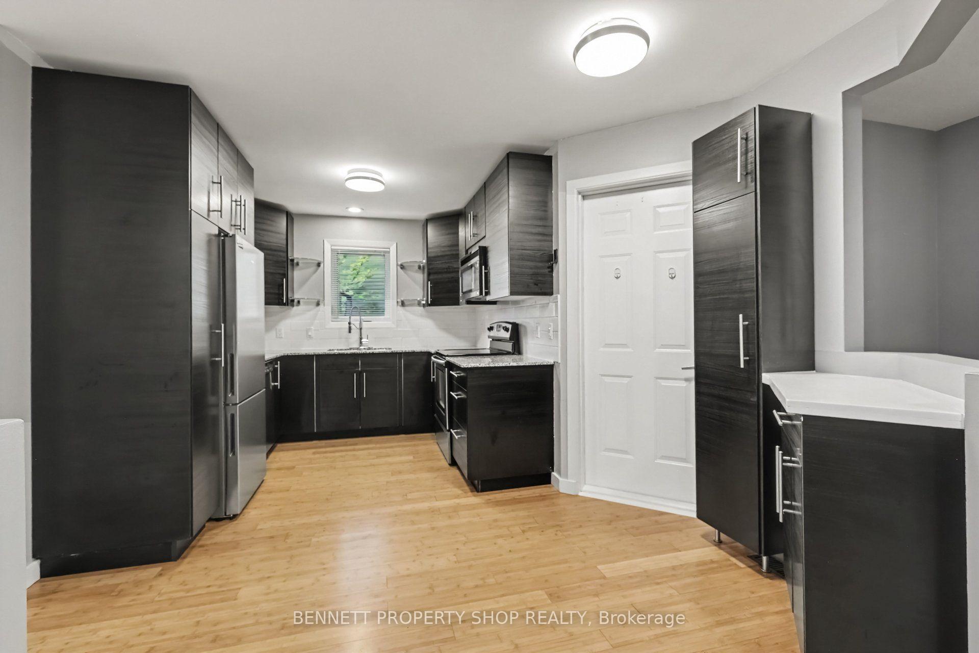 Photo 4 of 13 Candow Crescent, Ottawa, Stittsville (North) — HOMEH